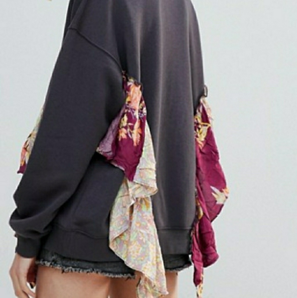 Free people Sweatshirt NWT